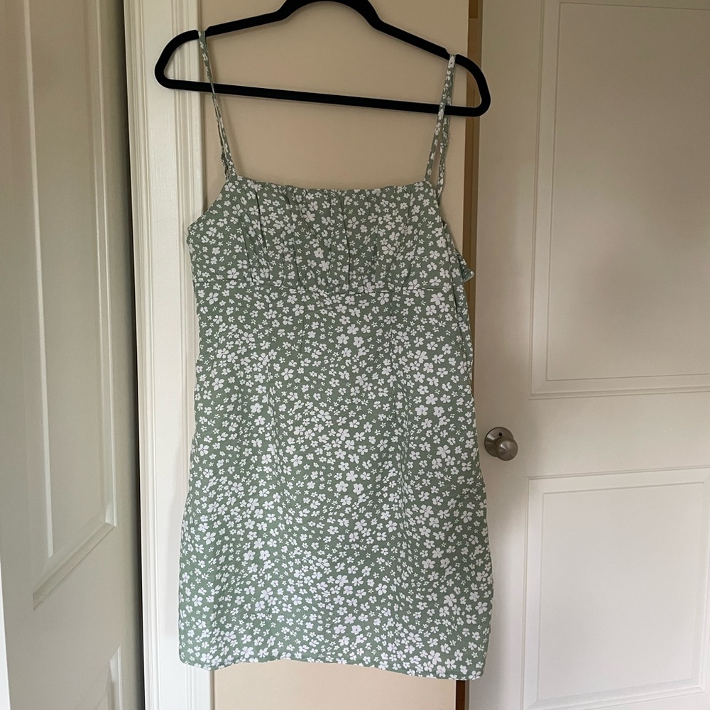 Green summer dress